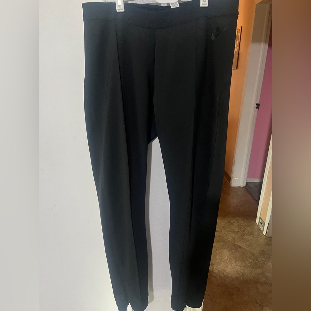NIKE active pants